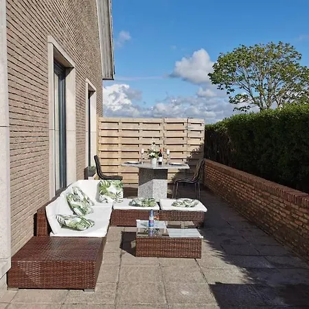 Вилла Spacious Near A Бреден